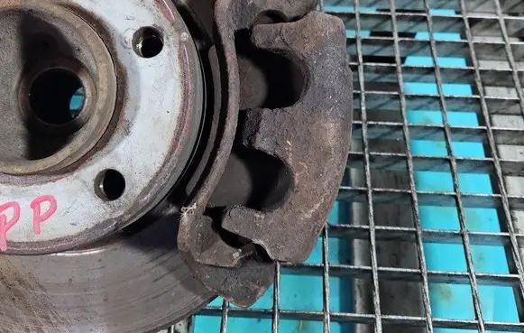 Opel Movano A Front brake caliper IMPRK1461625