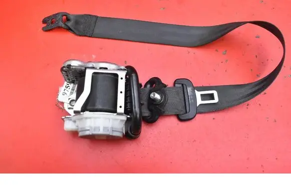 Skoda Octavia Mk3 (5E) Front seatbelt 3066322