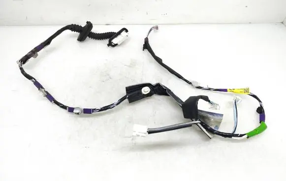 Toyota Prius (XW50) Rear door wiring loom 82154 0001 JR0322