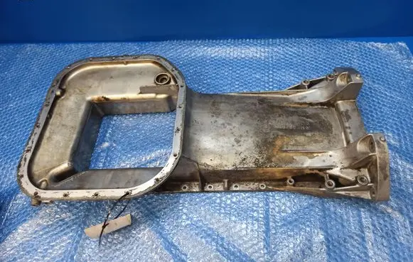 Mercedes-Benz S W126 Oil sump R1170140002