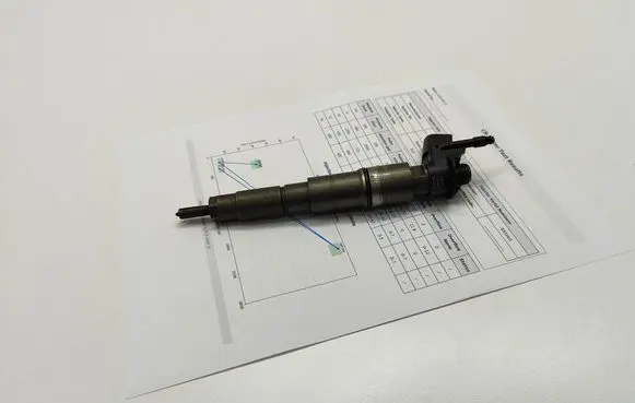 Fuel injector