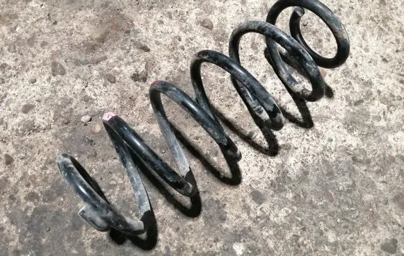 Toyota Verso Rear coil spring