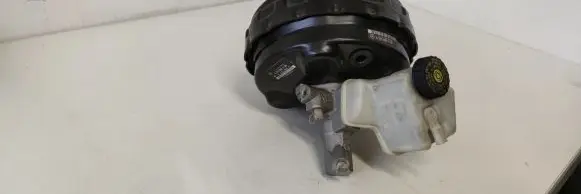 Mercedes-Benz E W212 Brake booster A2124301130 2124301130