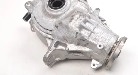 Mercedes-Benz GLC C253 Rear gearbox reducer/haldex oil pump 2063304102