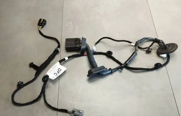Volkswagen Amarok II Rear wire harness sleeve N1WT14632