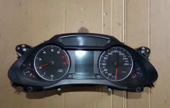 Audi A4 S4 B8 8K Speedometer (instrument cluster) 8K0920900M