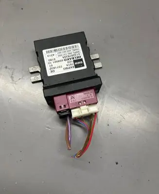 BMW 5 F10 F11 Fuel injection pump control unit/module 7371832 SWFL000131 0132878344