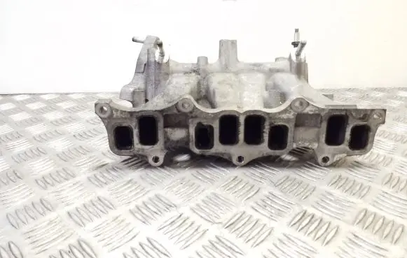 Honda CR-V Intake manifold