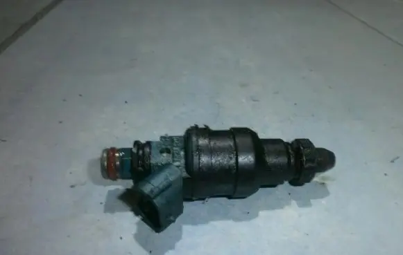 Mazda MX-6 Fuel injector inp480
