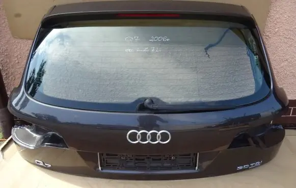 Audi Q7 4L Tailgate/trunk/boot lid