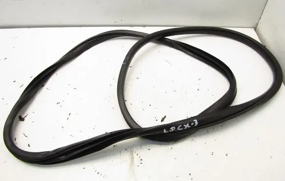 Mazda CX-3 Front door rubber seal 14443