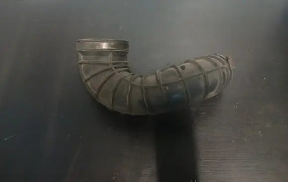 Volvo S60 Air intake hose/pipe 08634143