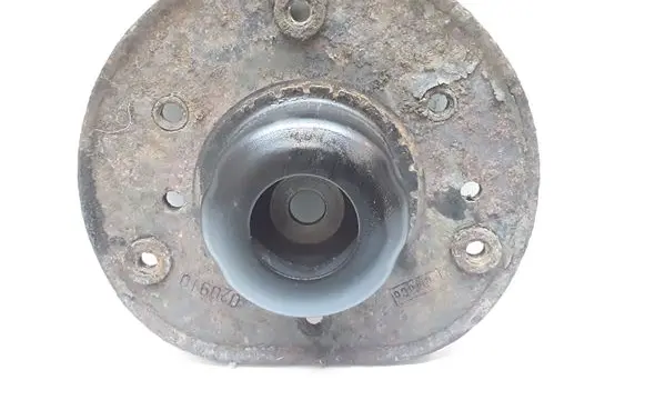 Volvo S80 Coil spring mount 