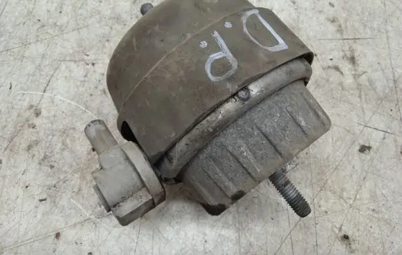 Audi A6 S6 C6 4F Engine mount bracket 4F0199382H