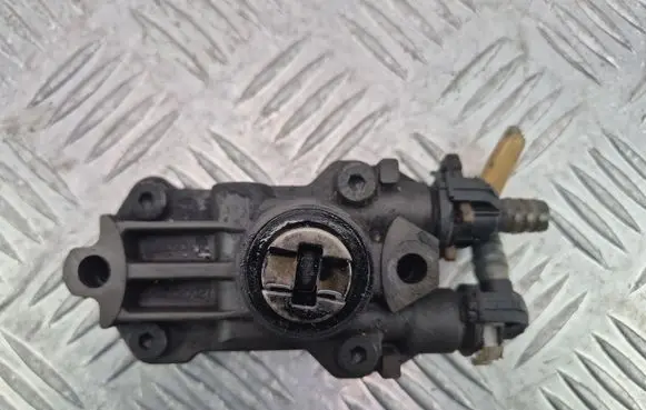 Mercedes-Benz C W203 Fuel injection high pressure pump A6110900350