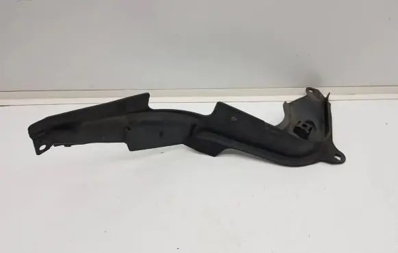 Mercedes-Benz S W222 Other engine bay part A2226203500