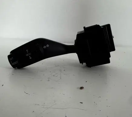 Ford Focus Other switches/knobs/shifts 17D940-2