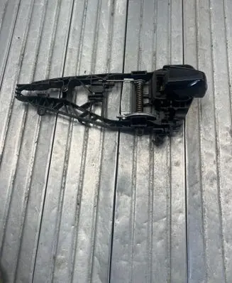 BMW X5 F15 Rear door exterior handle/bracket 7381873 20803610