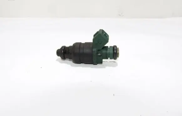 Seat Toledo II (1M) Fuel injector 037906031AA