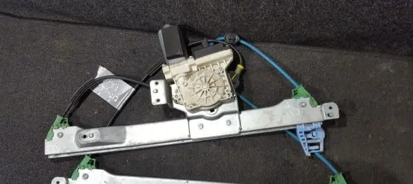 Citroen C2 Sliding door window regulator with motor