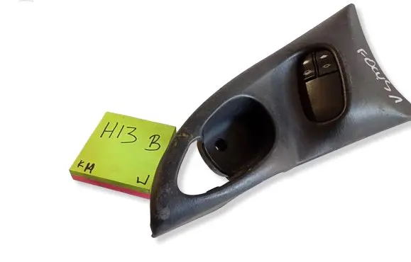 Ford Windstar Central console control unit 121212121