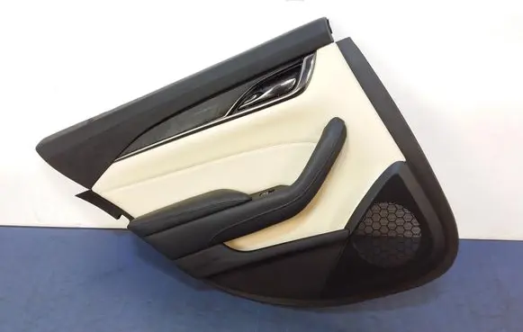 Cadillac CTS Door card panel trim set 