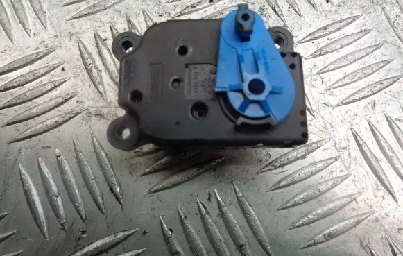Opel Vectra C A/C air flow flap actuator/motor 09180202