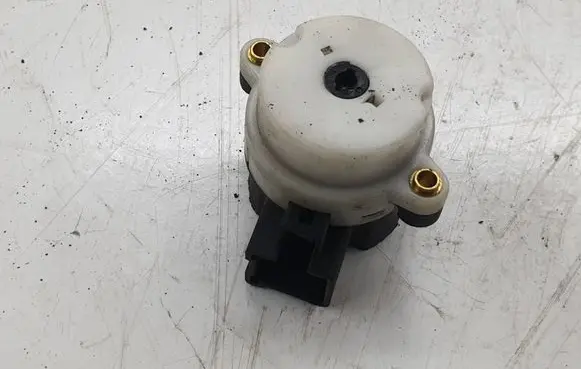 Volvo XC90 Ignition lock contact 8645228