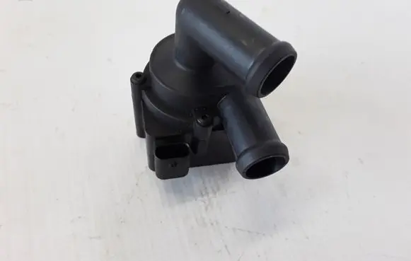 Volvo XC90 Electric auxiliary coolant/water pump 518705030