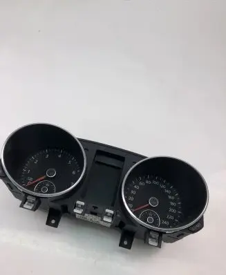 Volkswagen Golf VI Speedometer (instrument cluster) 5K0920870B