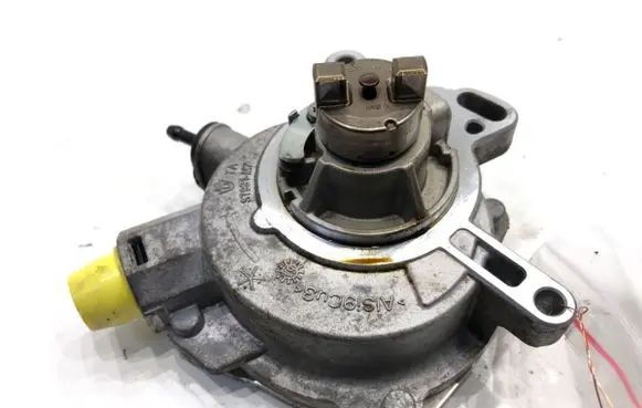 Ford Ecosport Vacuum pump CM5G2A451GB