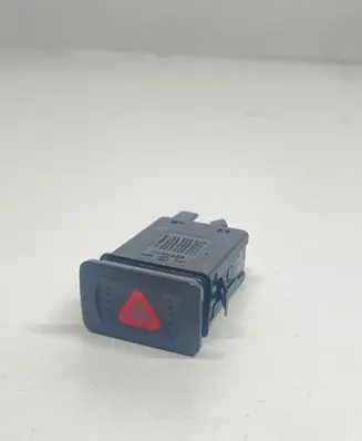 Volkswagen Golf IV Hazard light switch 1J0953235J 1J0953235H 1J0953235D