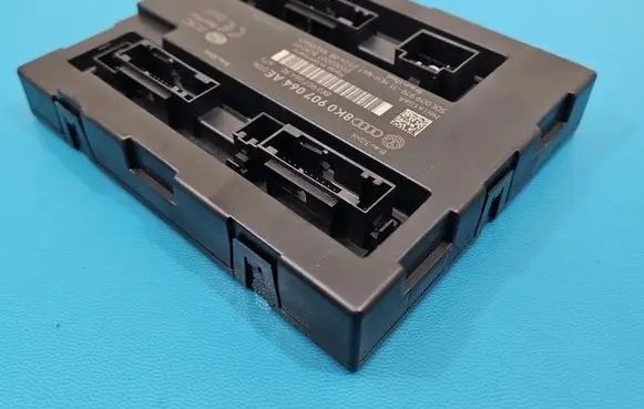 Audi A4 S4 B8 8K Central body control module 8K0907064AE IMPRK1609118
