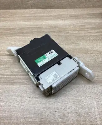 Lexus RX 450H Central body control module 8922148520 2380003192 8273048A30