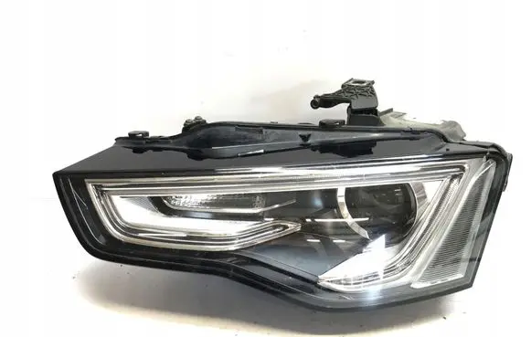 Audi A5 8T 8F Headlight/headlamp 8T0941005C