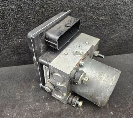 Audi A6 S6 C6 4F ABS Pump 4F0910517AK 4F0614517AT