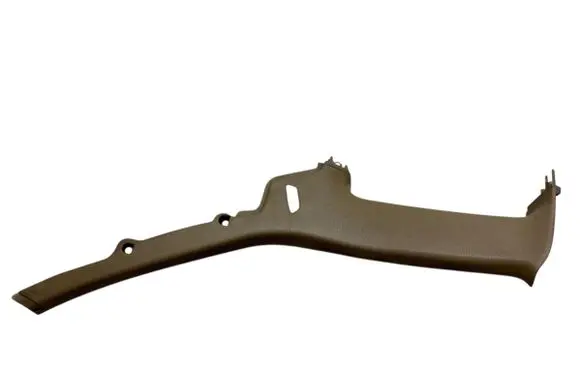 (D)pillar trim (top)