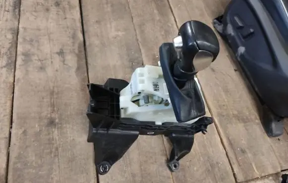 Hyundai Santa Fe Gear shifter/selector 46701F2620 1808080315 FGRA4