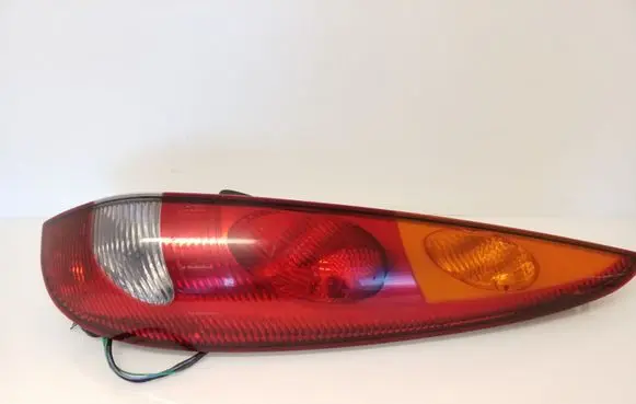 Nissan Almera Tino Rear/tail lights