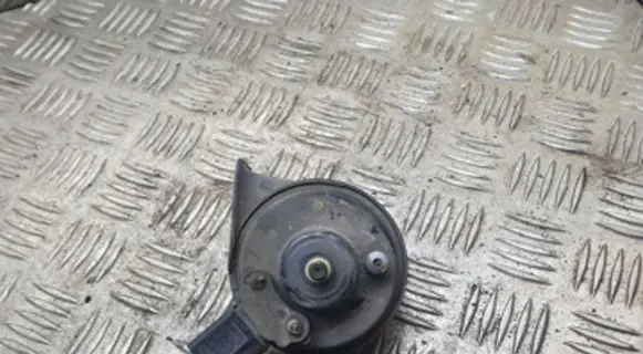 Volkswagen Golf V Horn signal 011157