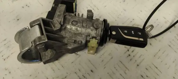 Toyota Auris E180 Ignition lock 450200205