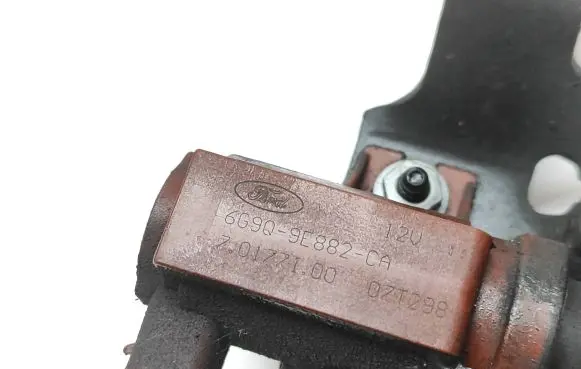Volvo V50 Turbo solenoid valve 6G9Q9E882CA 0ZT298 70172100