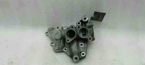 Mercedes-Benz CL C216 Oil filter mounting bracket A2751800334