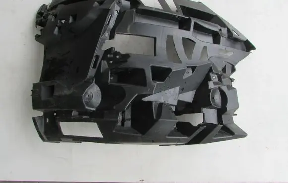 BMW 5 G60 G61 Front bumper mounting bracket 51119879292 9879292