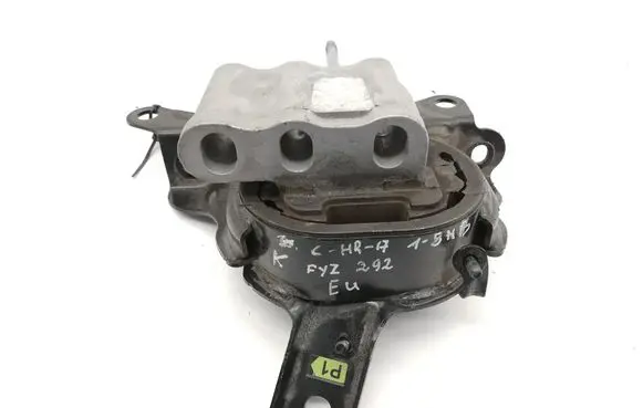 Toyota C-HR I Gearbox mount AVB9221