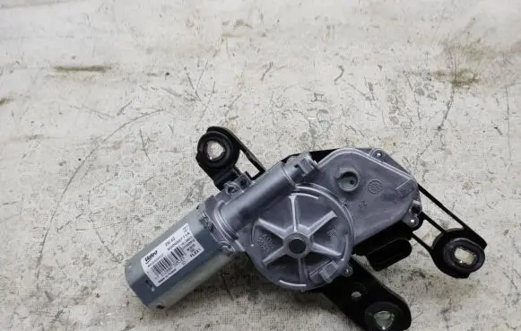 Volkswagen Golf Sportsvan Rear window wiper motor 5G0955711A W000038532 212000385329