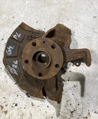 Volkswagen Golf IV Front wheel hub spindle knuckle