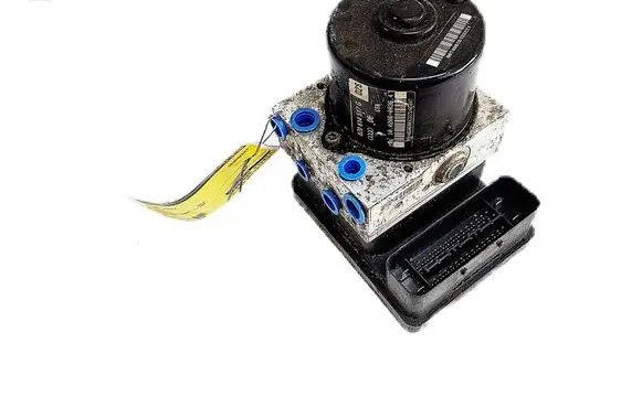 Audi A3 S3 8P ABS Pump 8Z0614517G 8Z0907379D