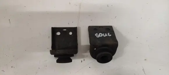 KIA Soul Radiator mount bracket 