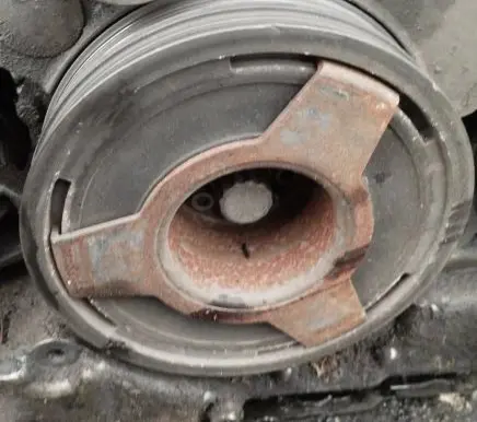 Audi A6 S6 C5 4B Crankshaft pulley